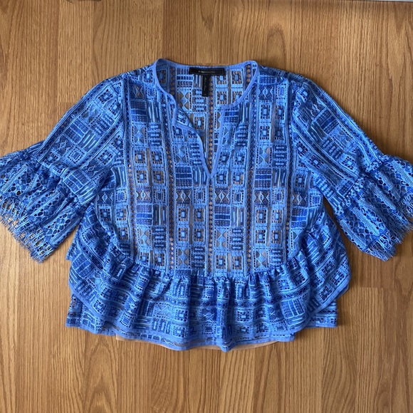 ❤️ BCBG Blue Lace Blouse Top Size XS NWOT - Picture 7 of 9